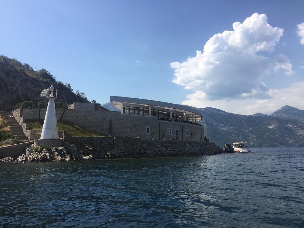 Apartamento Oldhouse Vucinovic Tivat Exterior foto