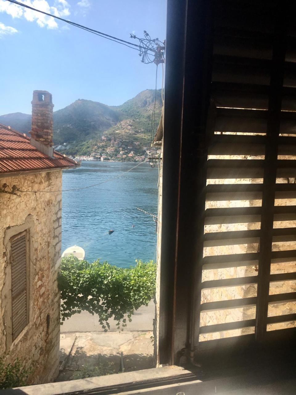 Apartamento Oldhouse Vucinovic Tivat Exterior foto