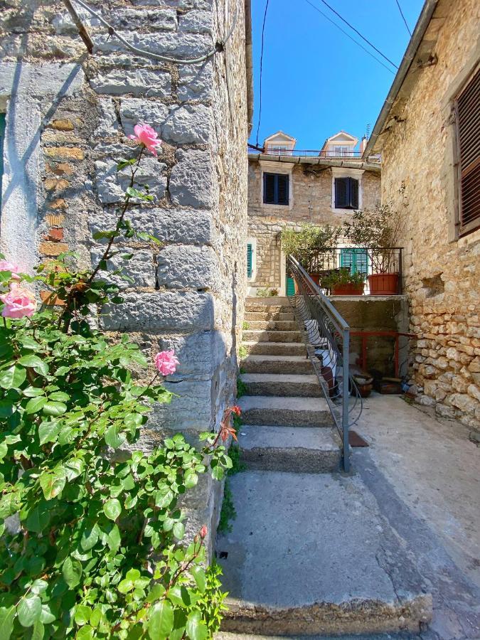 Apartamento Oldhouse Vucinovic Tivat Exterior foto