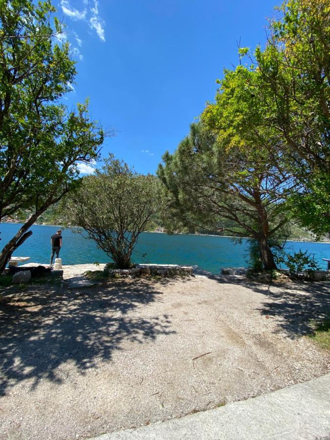 Apartamento Oldhouse Vucinovic Tivat Exterior foto