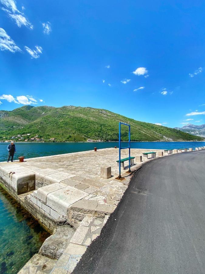 Apartamento Oldhouse Vucinovic Tivat Exterior foto